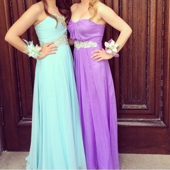 Grad dress - Picture 7 of 7